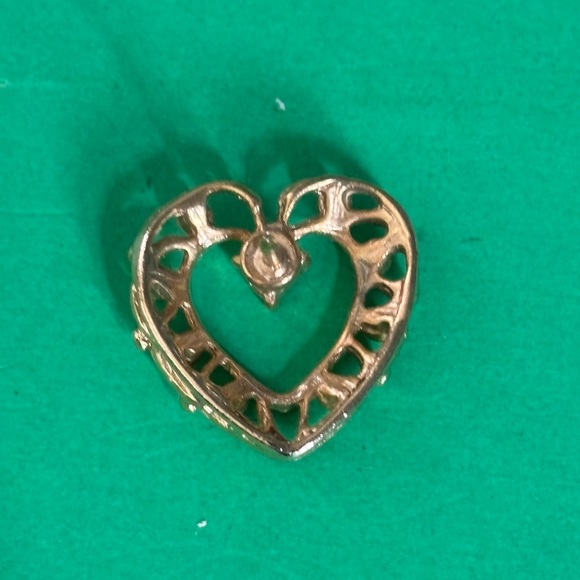 Heart Pin Euc - Picture 3 of 3